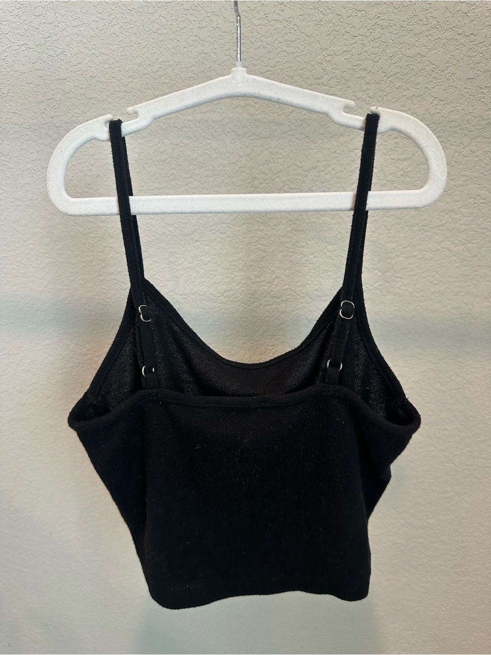 Forever 21 Black Knit Cami with Adjustable Straps - Picture 4 of 4